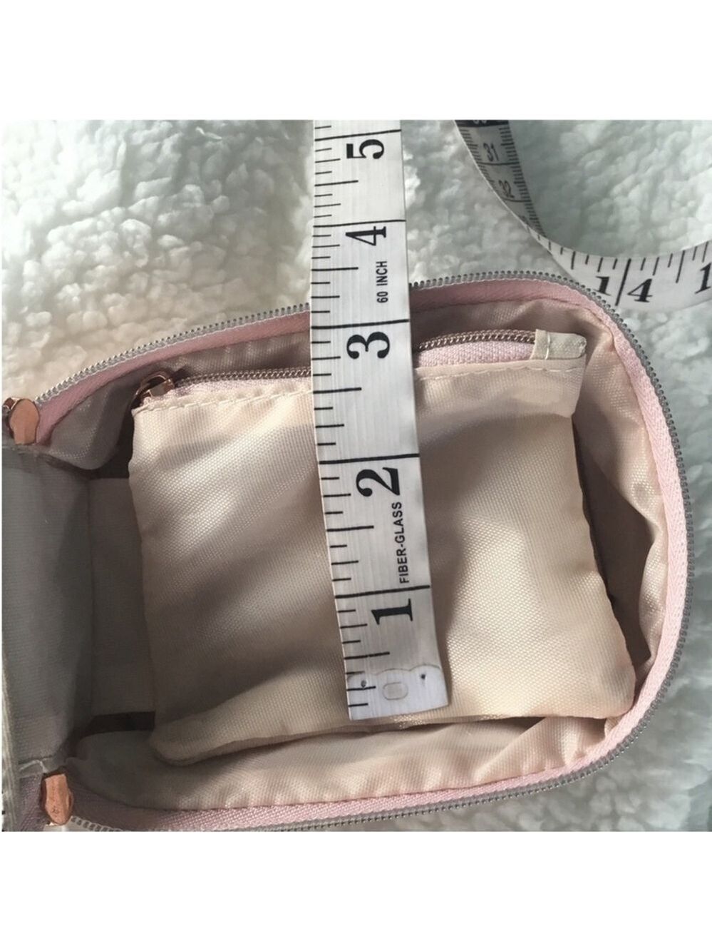 Lauren Conrad Travel Jewelry Box peachy pink with rose gold zipper - Picture 7 of 13